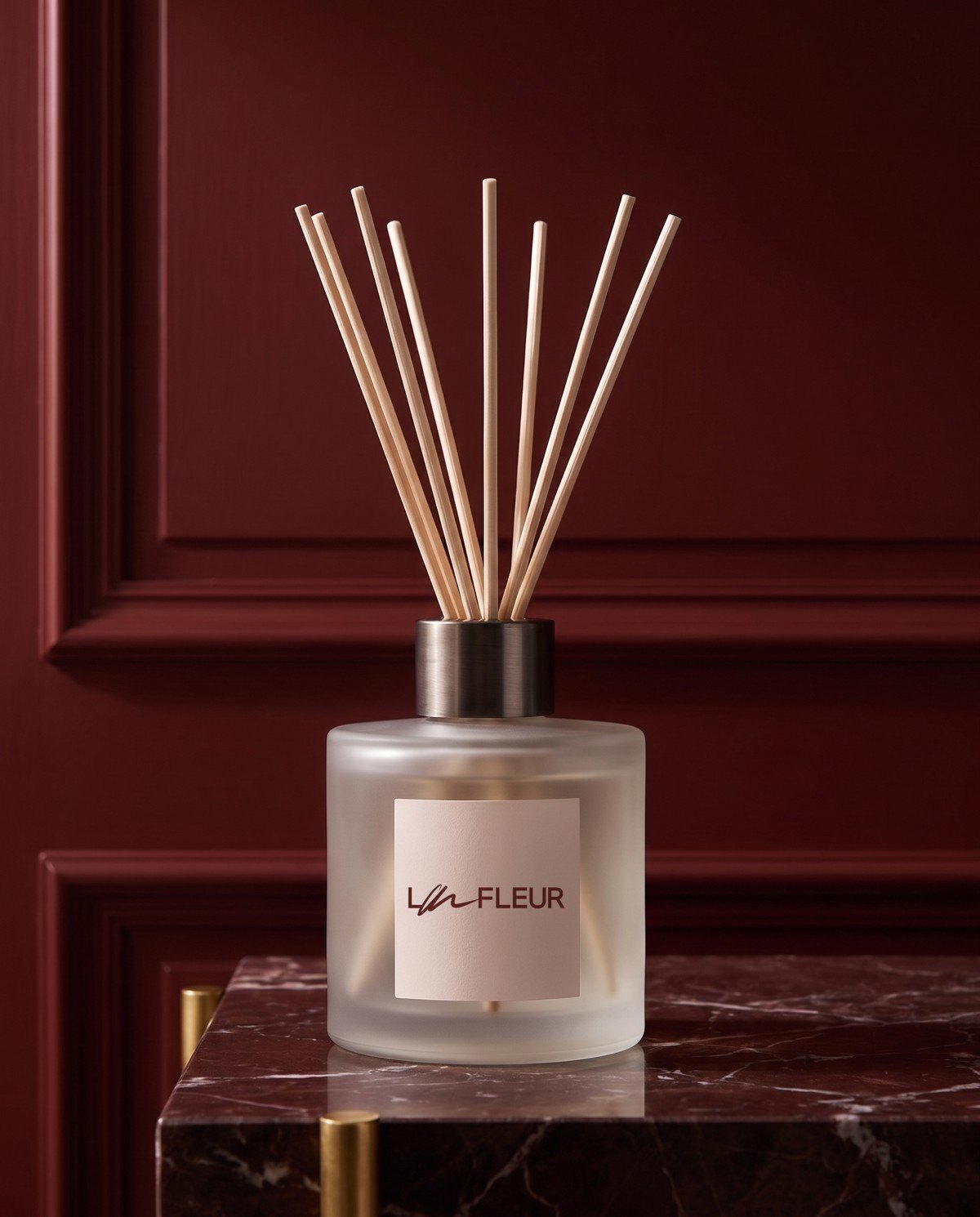 La Fleur Cat Bordeaux Home